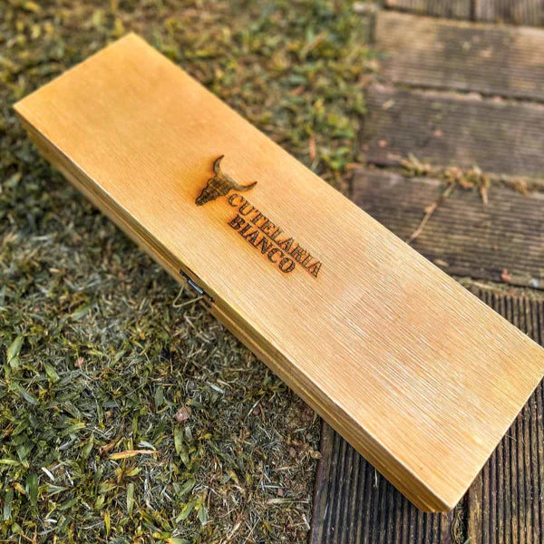 Tábua Rústica Personalizada -Goias+ Kit Churrasqueiro